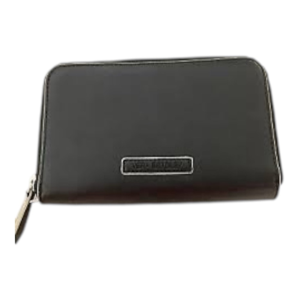 Vera Bradley Black Faux Leather Zip Wallet